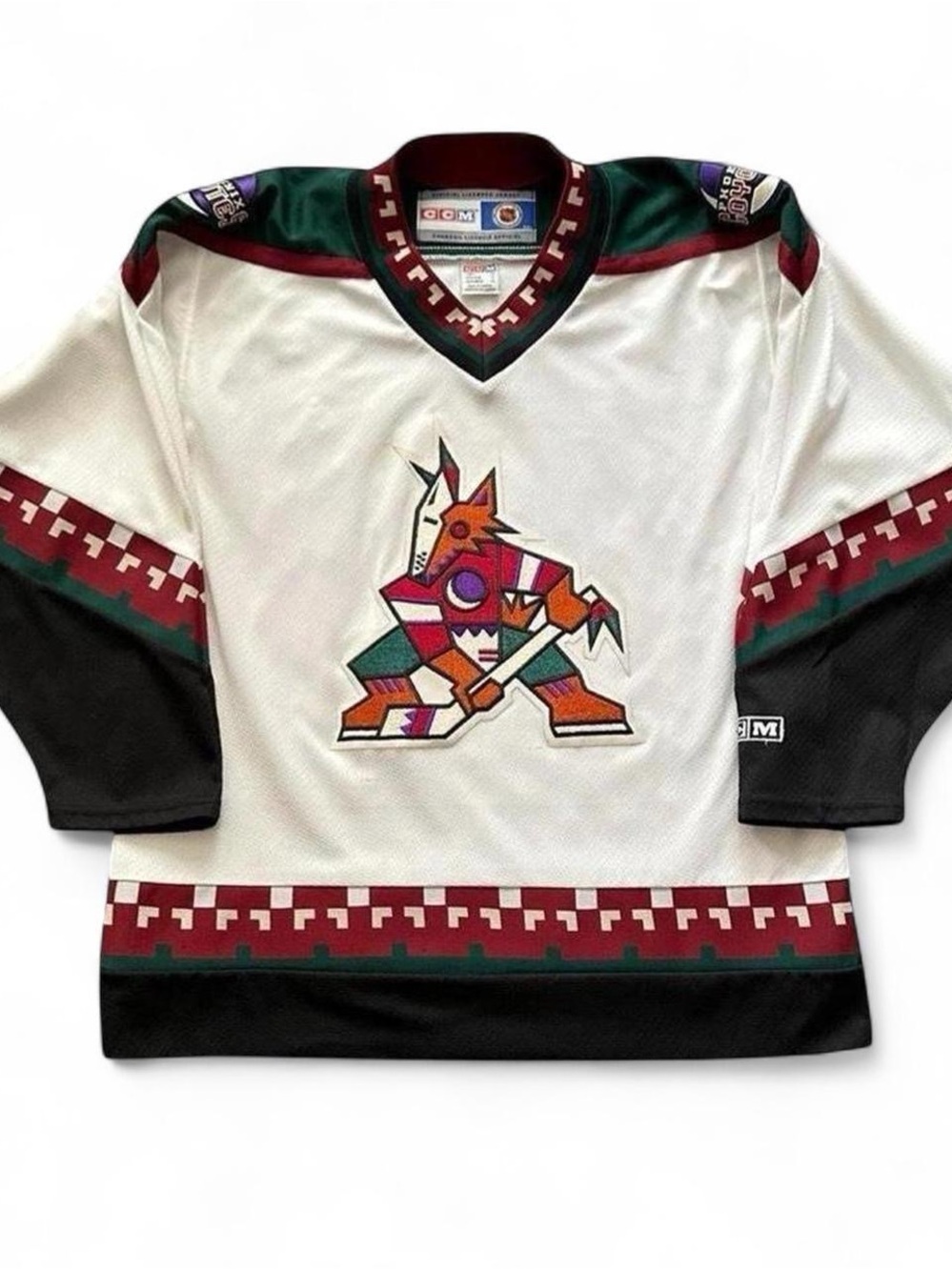 Vintage 90s CCM White Maroon Green Phoenix Coyotes Retro Hockey Jersey M